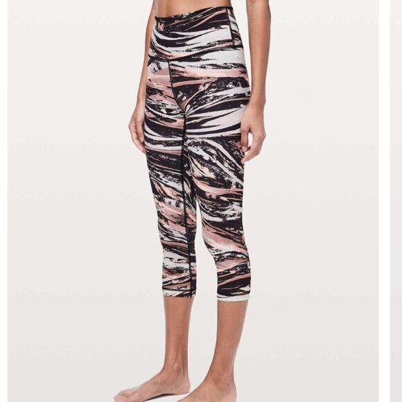 Lululemon Wunder Under Crop High Rise Colour Splash Mult size 4 W6AW6S - Picture 1 of 7